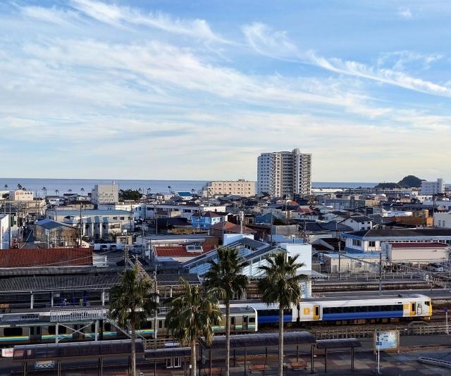 安房鴨川(フリー素材より)