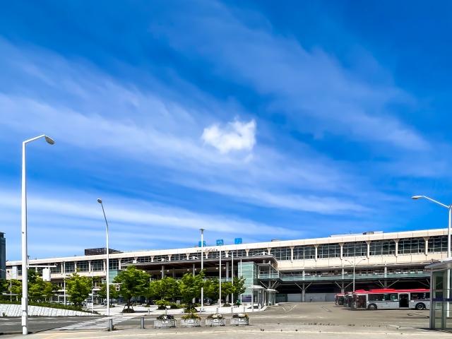 新潟駅(フリー素材より)