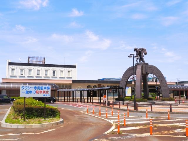 JR鶴岡駅(フリー素材より)