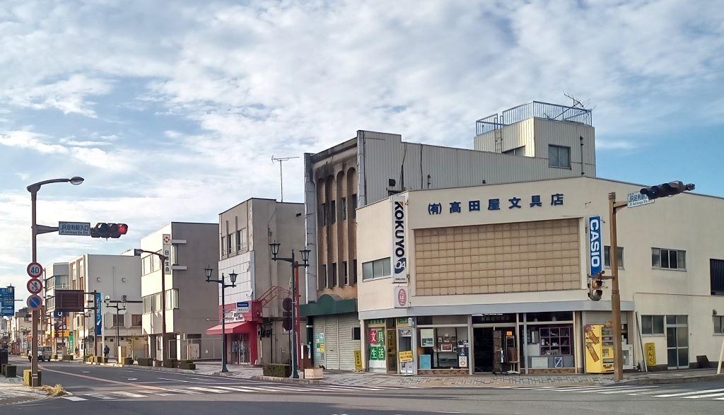 足利市の町並み(JR足利駅付近)