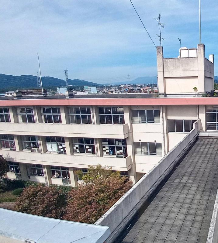 旧足利西高校校舎(運営人撮影)