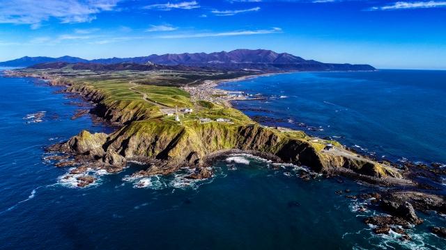 襟裳岬(フリー素材より)