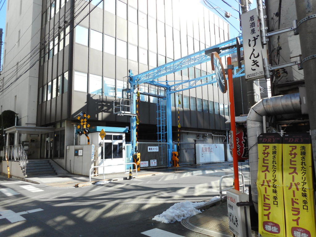 地下鉄銀座線の踏切