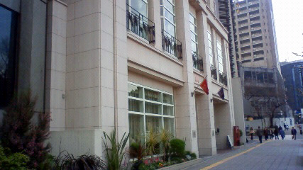 モントレ赤坂と青山通り