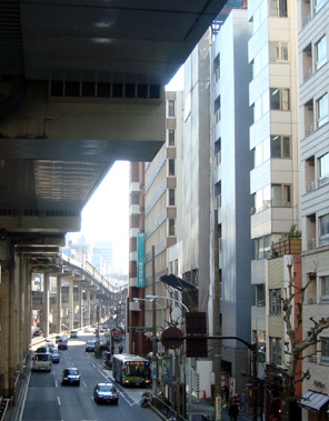 建設中のアパホテル＜六本木＞(2011/4)