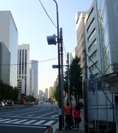 アパホテル＜田町 三田＞建設地から田町方向を見る
