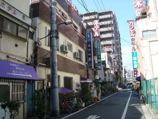 ホテル衣の全景