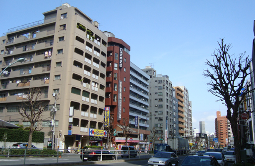 ビジネスホテル新宿インとその周辺