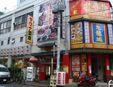 異彩を放つ亀戸の小中国「東京大排档」「九龍城」